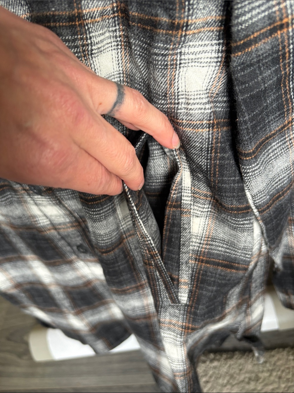 Stillwater Women's Brown Plaid Button-Down Shirt - NWOT - Picture 5 of 6